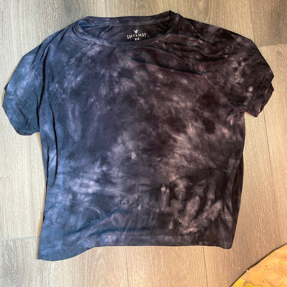 American Eagle soft and sexy line black tee